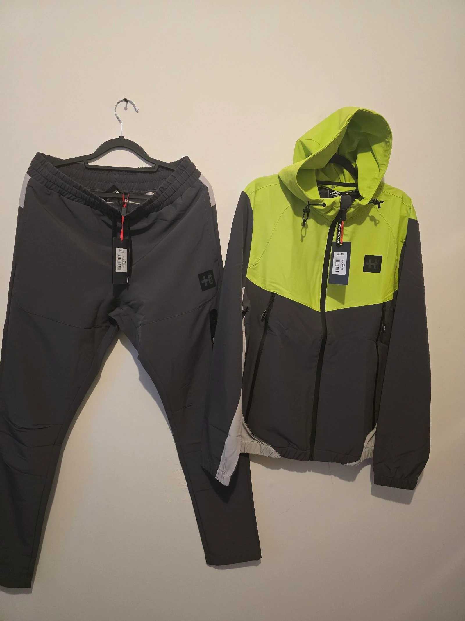 Ensemble survêtement helvetica stanford taille M